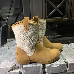 Ugg cowgirl boots